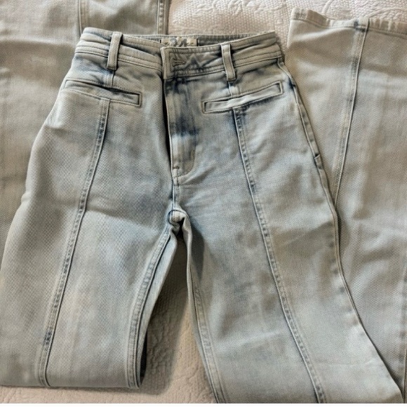 Free People Light Blue Jeans with Gold Stars - Picture 2 of 2